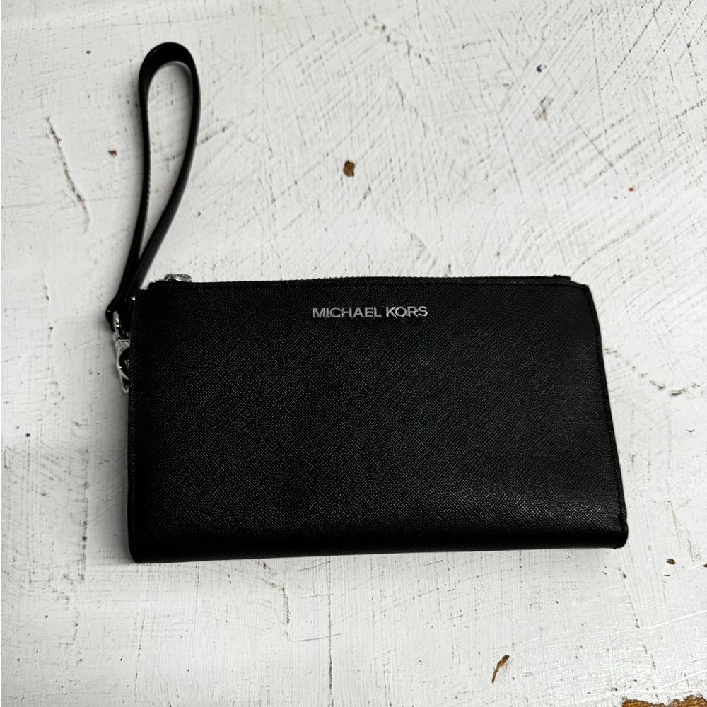 Michael Kors | Leather Double Zip Wristlet with Cell Phone Pocket in Black
